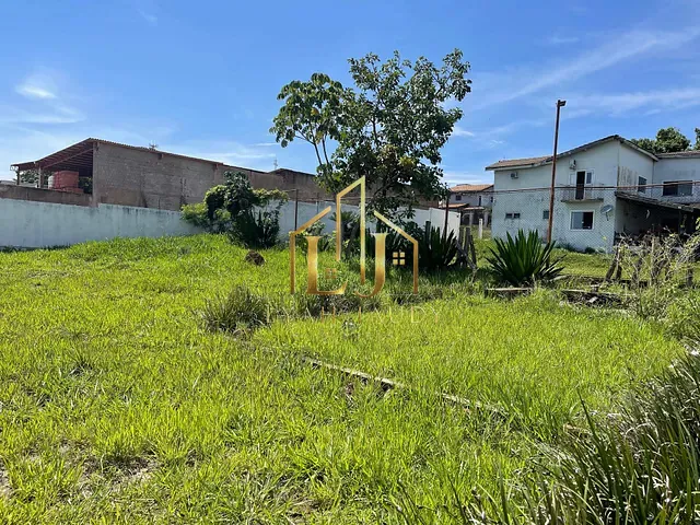 Casa com 1400m² 6 quartos e 9 banheiros, à venda, no bairro Centro em Chapada dos Guimarães