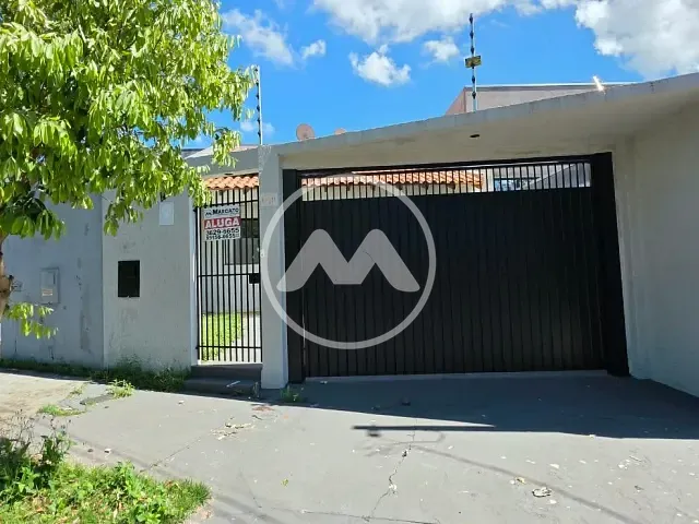 Casa 3 quartos e 2 banheiros, para alugar, no bairro Residencial Nova Itália II em Cianorte
