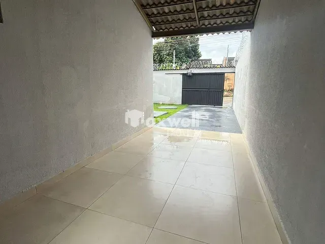 Casa 2 quartos e 2 banheiros, à venda, no bairro Villa Romana em Aparecida de Goiânia