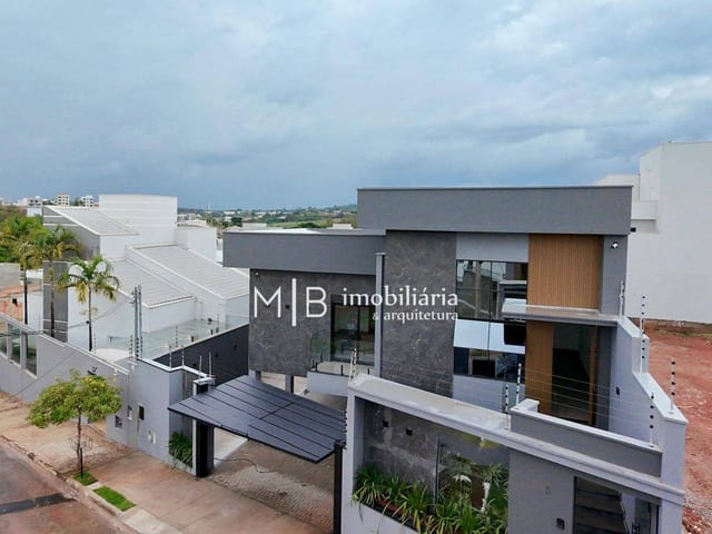 Casa 3 quartos e 3 banheiros, à venda, no bairro Residencial Sant'ana I em Lavras