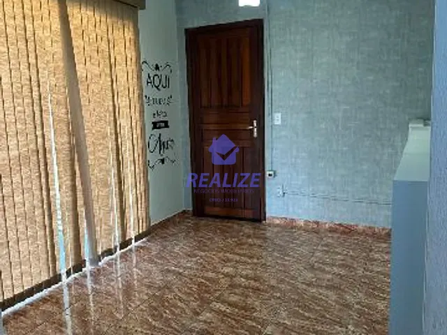 Casa com 180m² 3 quartos e 2 banheiros, à venda, no bairro Jardim Aeroporto em Botucatu