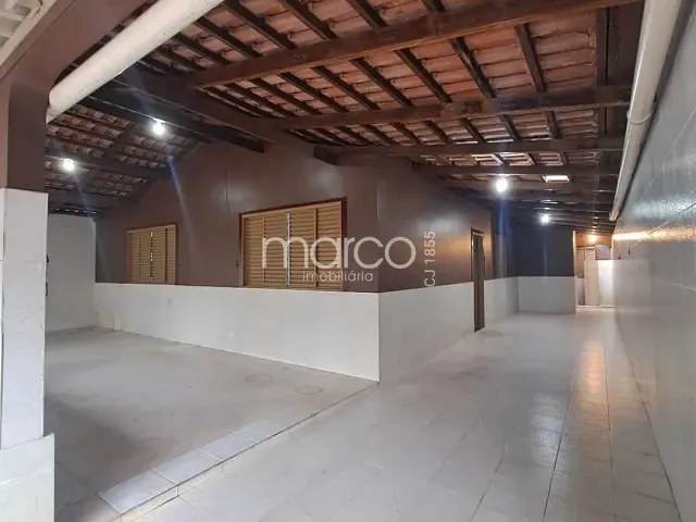Casa com 209m² 3 quartos e 3 banheiros, à venda, no bairro Parque das Laranjeiras em Goiânia