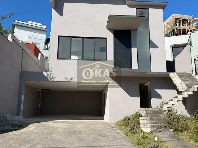Casa com 360m² 3 quartos e 4 banheiros, à venda, no bairro Cidade Parquelandia em Mogi das Cruzes