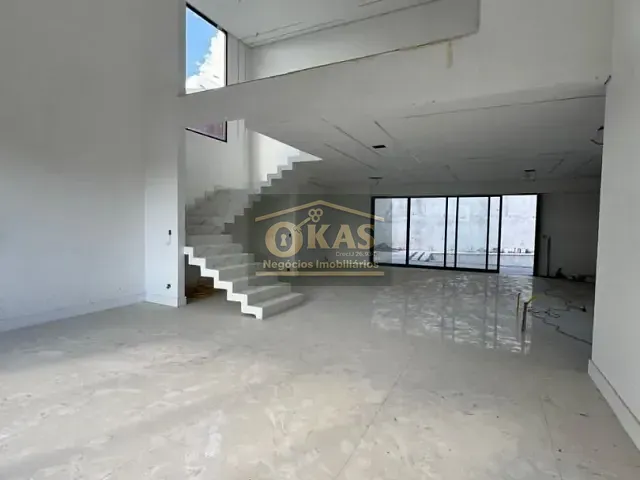 Casa com 360m² 3 quartos e 4 banheiros, à venda, no bairro Cidade Parquelandia em Mogi das Cruzes