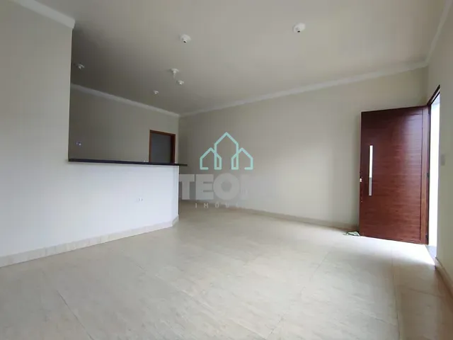 Casa com 125m² 2 quartos e 2 banheiros, à venda, no bairro Residencial Estoril em Taubaté