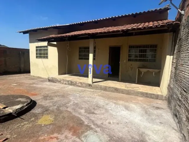 Casa com 360m² 3 quartos e 2 banheiros, à venda, no bairro Cidade Vera Cruz em Aparecida de Goiânia
