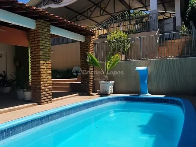 Casa à venda, no bairro Cidade Jardim em Teresina