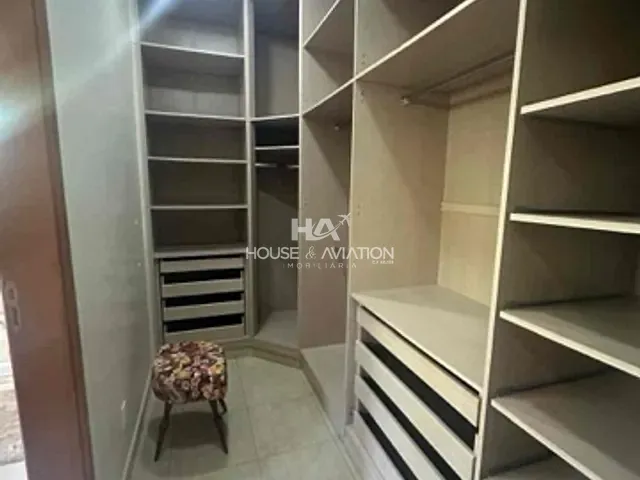 Casa 4 quartos e 6 banheiros, à venda, no bairro Residencial Aldeia do Vale em Goiânia