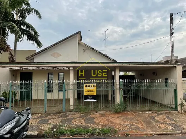 Casa com 500m² 3 quartos e 3 banheiros, à venda, no bairro Patrimônio Velho em Votuporanga