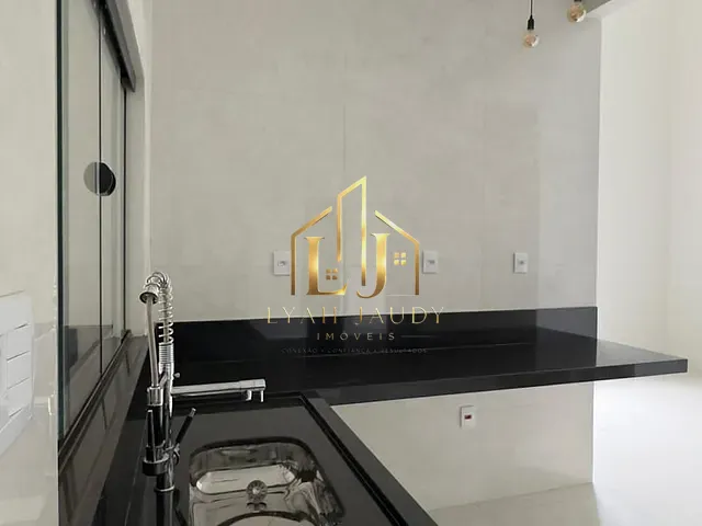 Casa com 180m² 3 quartos e 2 banheiros, à venda, no bairro Jardim Costa Verde em Várzea Grande