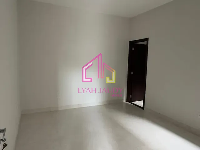 Casa com 180m² 3 quartos e 2 banheiros, à venda, no bairro Jardim Costa Verde em Várzea Grande