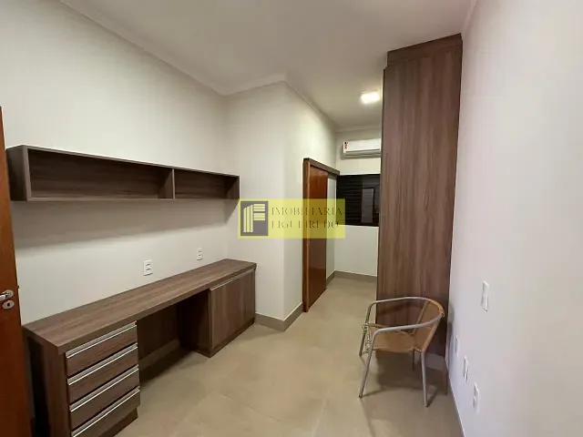 Casa com 300m² 3 quartos e 2 banheiros, à venda, no bairro Residencial Regissol II em Mirassol