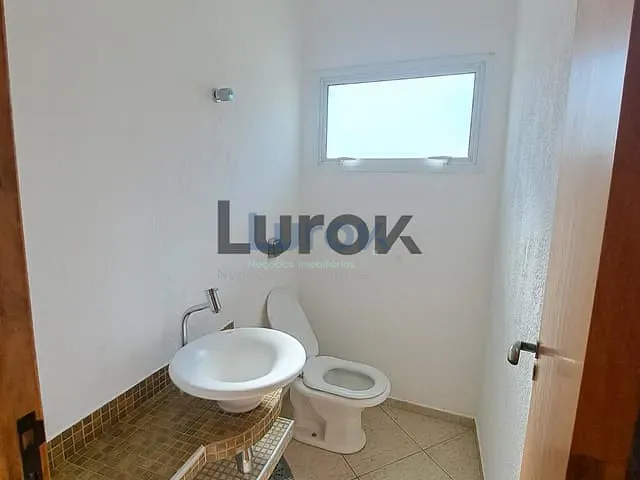 Casa com 542m² 4 quartos e 6 banheiros, para alugar, no bairro Jardim Paiquerê em Valinhos