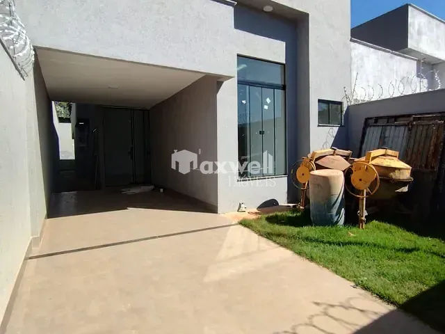 Casa 3 quartos e 4 banheiros, à venda, no bairro Cardoso Continuação em Aparecida de Goiânia