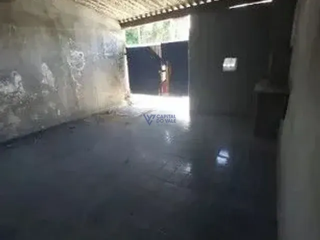 Casa com 250m² 2 quartos e 1 banheiro, à venda, no bairro Chácaras Reunidas em São José dos Campos