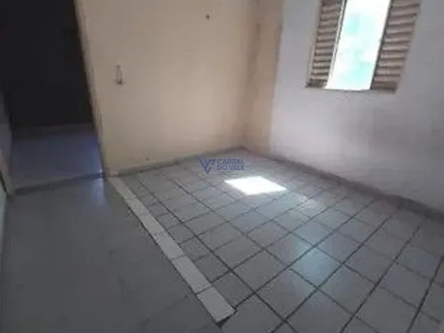Casa com 250m² 2 quartos e 1 banheiro, à venda, no bairro Chácaras Reunidas em São José dos Campos
