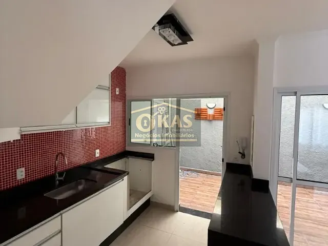 Casa com 105m² 3 quartos e 3 banheiros, à venda, no bairro Alto Ipiranga em Mogi das Cruzes