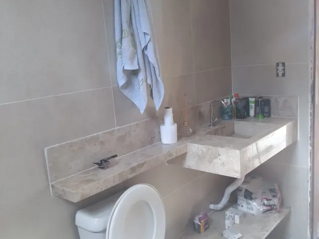 Casa com 460m² 4 quartos e 4 banheiros, à venda, no bairro Villa Real em Sabará