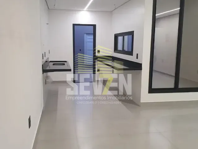 Casa com 180m² 3 quartos e 2 banheiros, à venda, no bairro Jardim Solange em Bauru
