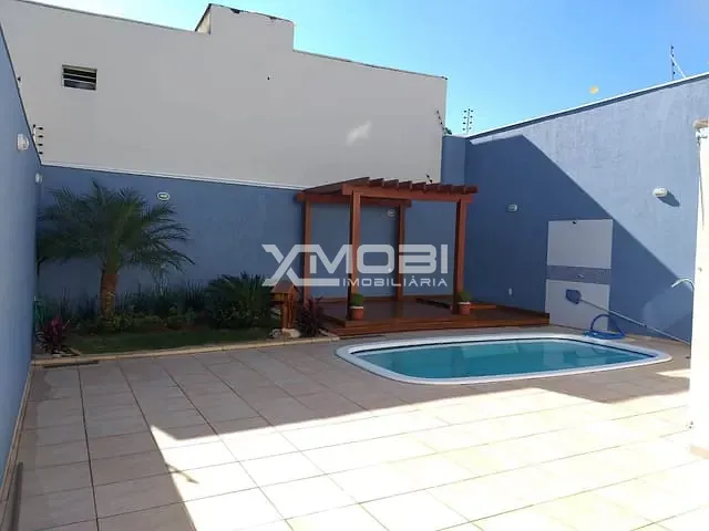 Casa 3 quartos e 4 banheiros, à venda, no bairro Jardim Colônia em Jundiaí