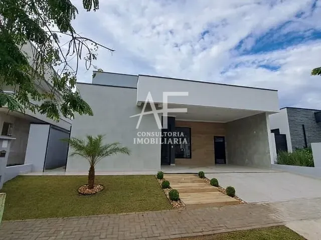 Casa com 300m², à venda, no bairro Residencial Ouro Ville em Taubaté