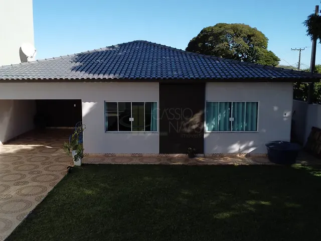 Casa com 600m² 3 quartos e 3 banheiros, à venda, no bairro Barra Funda em Apucarana