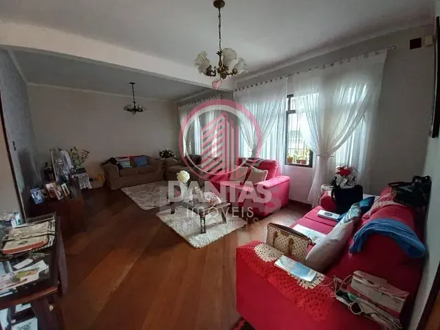 Casa 3 quartos e 2 banheiros, à venda, no bairro Jardim das Flores em Osasco