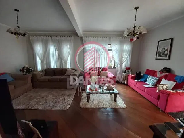 Casa 3 quartos e 2 banheiros, à venda, no bairro Jardim das Flores em Osasco