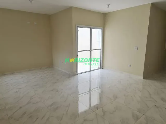 Casa com 175m² 3 quartos e 2 banheiros, à venda ou para alugar, no bairro Villa Branca em Jacareí