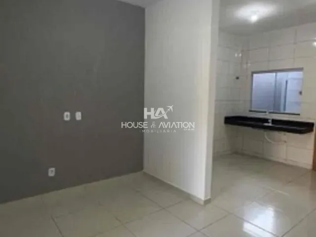 Casa 2 quartos e 2 banheiros, à venda, no bairro Setor Sul em Trindade