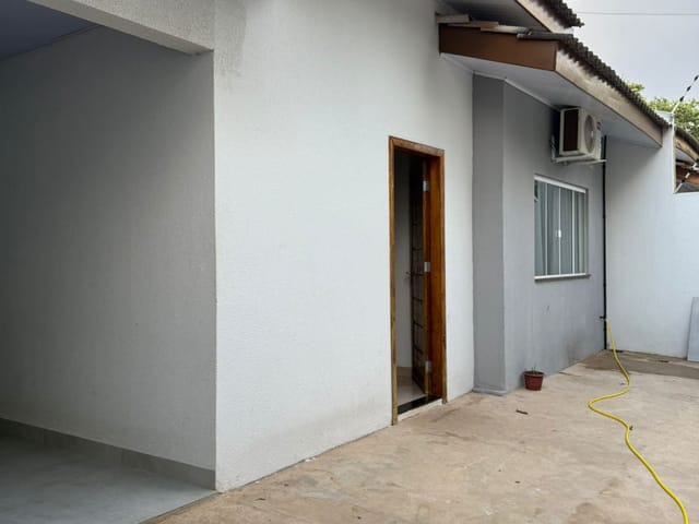 Casa com 150m² 2 quartos e 2 banheiros, à venda, no bairro Loteamento Menino Jesus II em Sinop