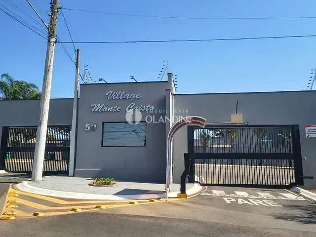 Casa com 250m² 3 quartos e 3 banheiros, à venda, no bairro Village Monte Cristo em Cosmópolis