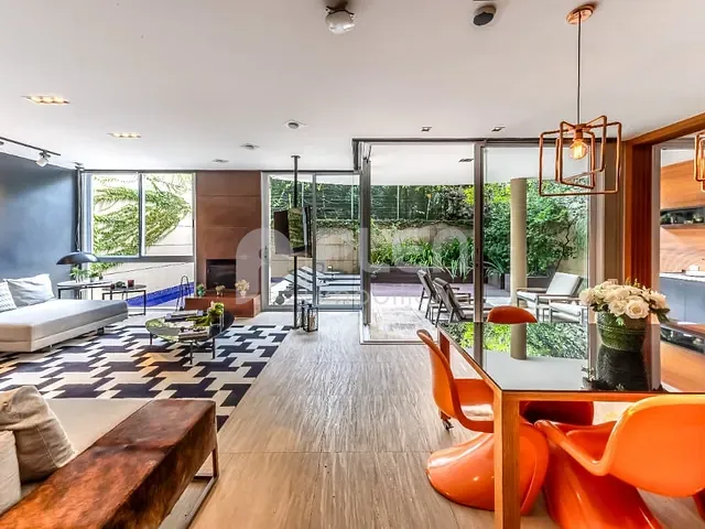 Casa com 582m² 4 quartos e 3 banheiros, à venda, no bairro Pinheiros em São Paulo