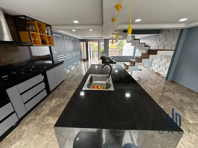Casa 3 quartos e 2 banheiros, à venda, no bairro Jardim Belvedere em Volta Redonda