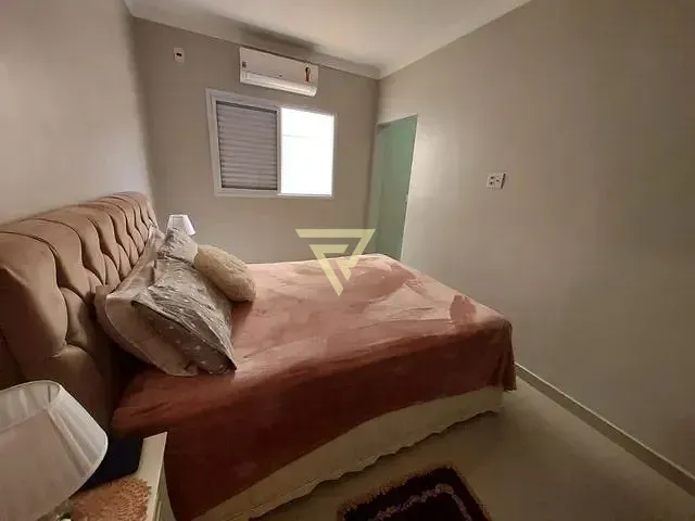Casa com 200m² 3 quartos e 3 banheiros, à venda, no bairro Bonfim Paulista em Ribeirão Preto