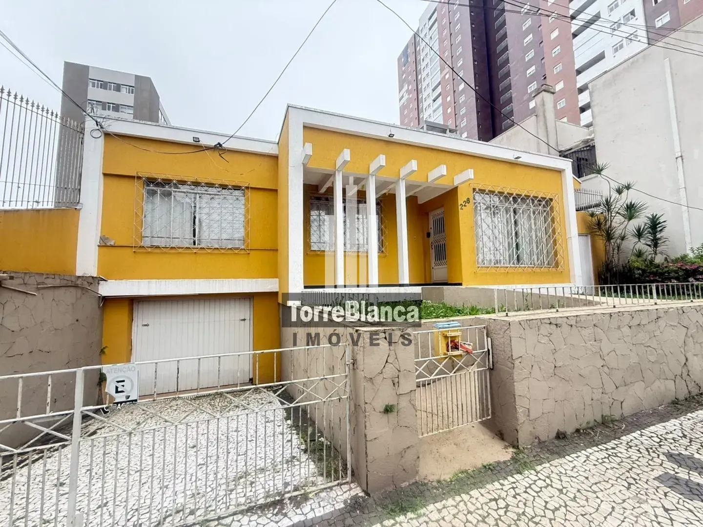 Casa, 1 quarto, 160 m² - Foto 1