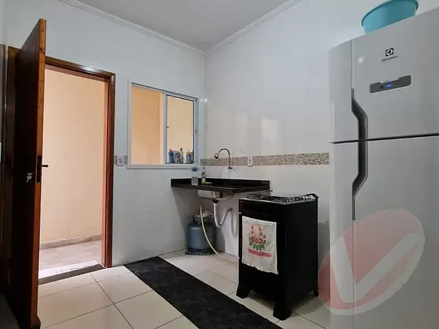 Casa 2 quartos e 1 banheiro, para alugar, no bairro Ocian em Praia Grande