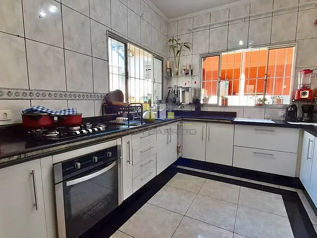 Casa com 250m² 3 quartos e 2 banheiros, à venda, no bairro Parque da Amizade (Nova Veneza) em Sumaré