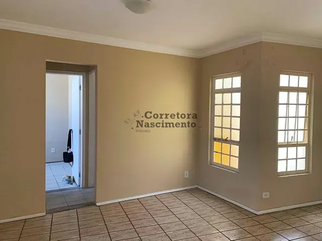 Casa com 196m² 2 quartos e 1 banheiro, à venda, no bairro Jardim Pereira do Amparo em Jacareí