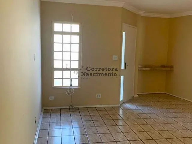 Casa com 196m² 2 quartos e 1 banheiro, à venda, no bairro Jardim Pereira do Amparo em Jacareí