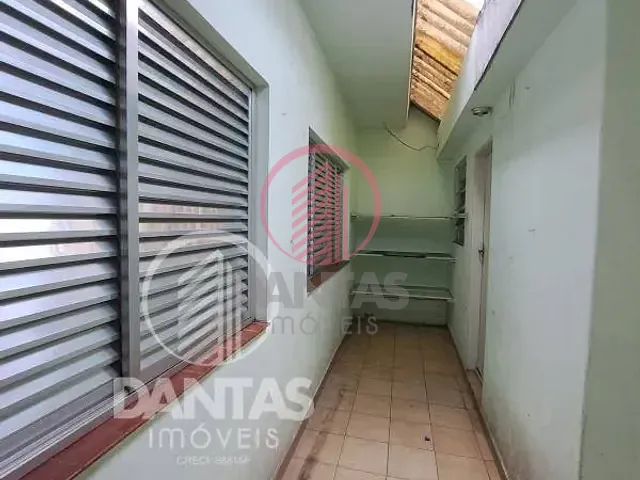Casa com 217m² 3 quartos e 2 banheiros, à venda, no bairro Bela Vista em Osasco