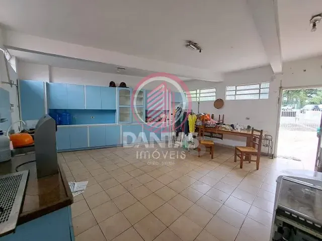 Casa com 217m² 3 quartos e 2 banheiros, à venda, no bairro Bela Vista em Osasco