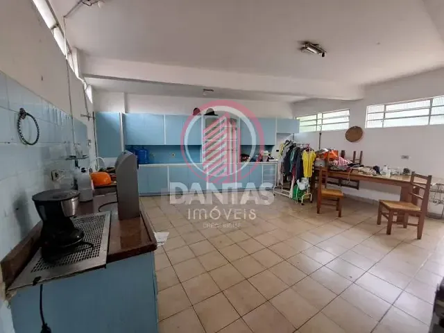 Casa com 217m² 3 quartos e 2 banheiros, à venda, no bairro Bela Vista em Osasco