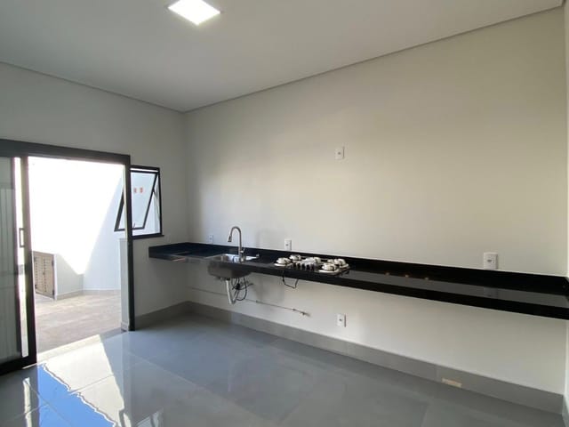 Casa 2 quartos e 1 banheiro, à venda, no bairro Vila Mariana em Americana