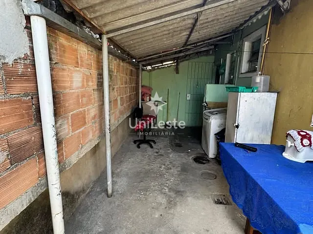 Casa 2 quartos e 1 banheiro, à venda, no bairro Granja de Freitas em Belo Horizonte