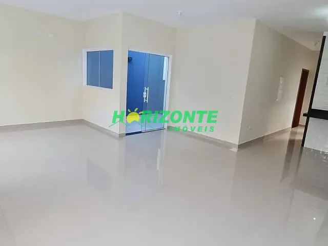 Casa com 175m² 3 quartos e 2 banheiros, à venda ou para alugar, no bairro Villa Branca em Jacareí