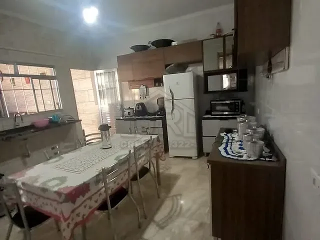 Casa com 156m² 3 quartos e 3 banheiros, à venda, no bairro Parque Umuarama em Suzano