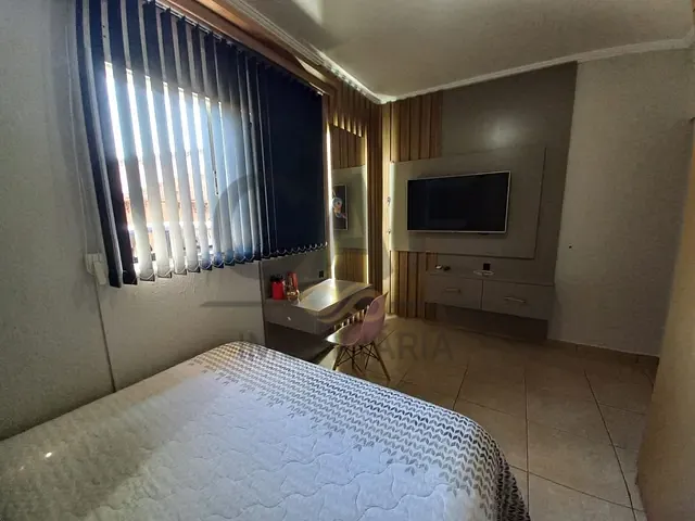 Casa com 300m² 2 quartos e 1 banheiro, à venda, no bairro Parque Residencial Imigrantes em Holambra