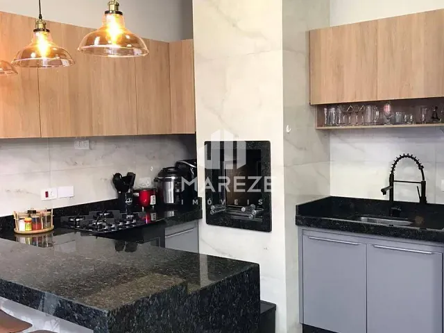 Casa 2 quartos e 2 banheiros, à venda, no bairro Residencial Interlagos em Apucarana