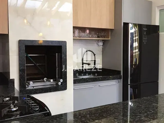Casa 2 quartos e 2 banheiros, à venda, no bairro Residencial Interlagos em Apucarana